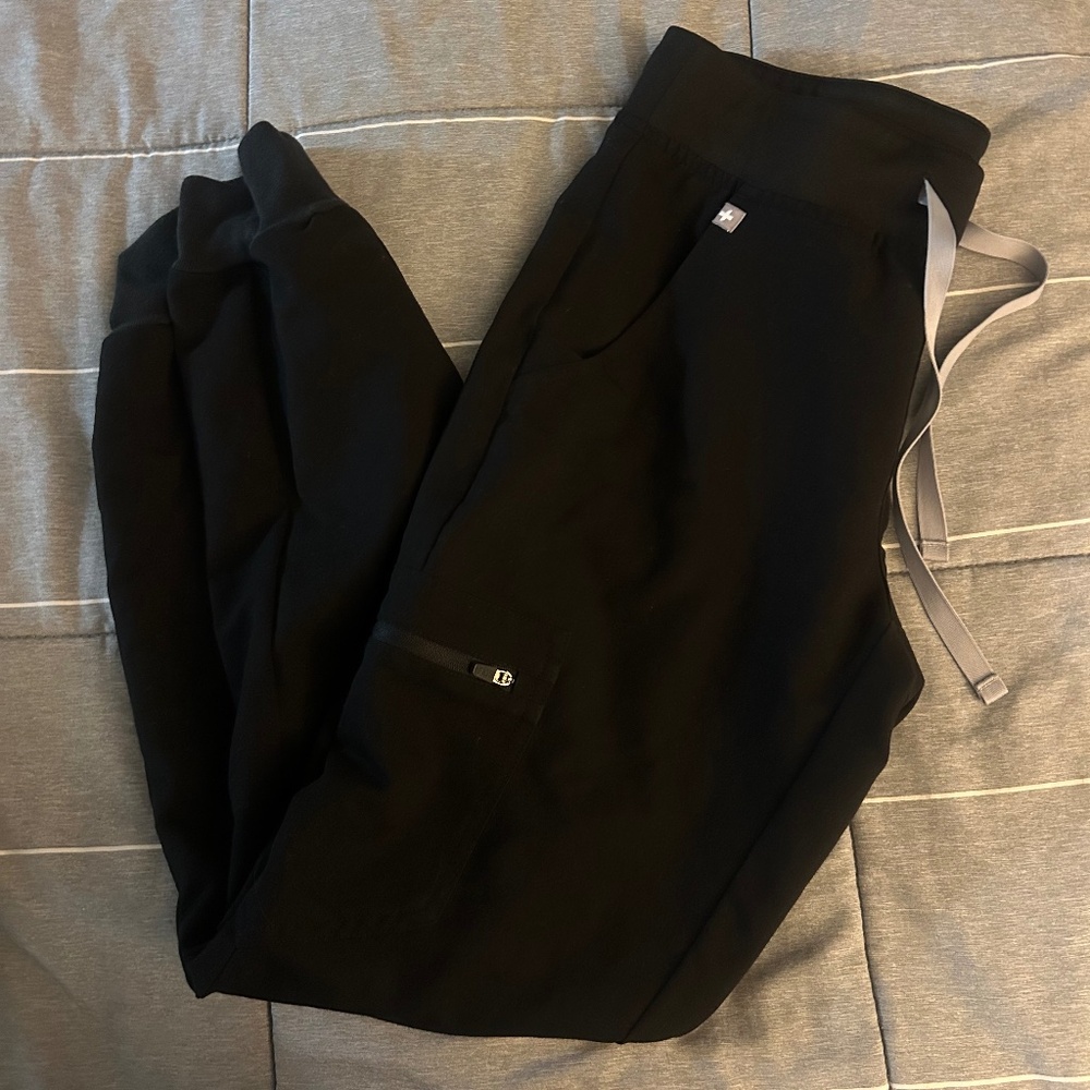 FIGS Scrub Pants